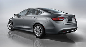 Chrysler представиха новия си модел – Chrysler 200