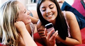 Училищата в Хюстън забраниха еротичните SMS-и и снимки