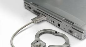 750 000 педофили вилнеят из интернет