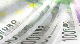 Холандец преведе 43 000 евро на чужда сметка 