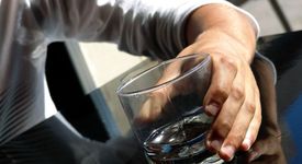 Мъж се появи пиян на... собственото си погребение 