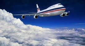 Самолет кацна аварийно, заради неработещи тоалетни
