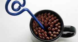 БЕЗУМИЕ! Кампания за безопасен Интернет... на хартия?