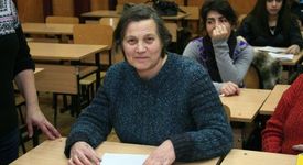 Иванка е на 62 години, предстои й  абитуриентски бал догодина :)