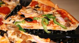 Неапол – официално признат за родина на пицата 
