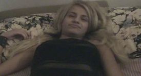Адреналинката Яна лъсна с порно клип