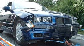 14-годишен с BMW удари двама на пешеходци