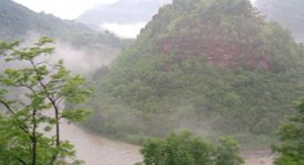 Катастрофирал мъж оцеля по чудо във водите на  река Искър