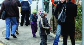 Просещите деца в столицата си докарват около 2000лв. на месец