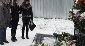 Паметникът  на загиналите деца при 