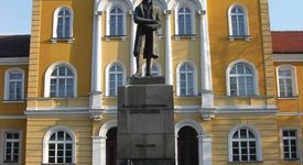 Васил Априлов 