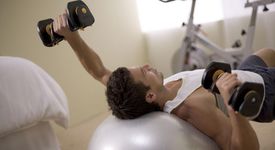 Фитнес център в Холивуд не допуска звезди да тренират