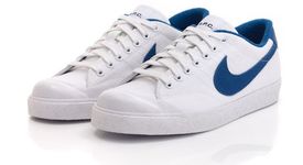 “Nike” пуска самозавързващи се обувки