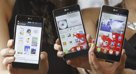 Google Play диша във врата на App Store