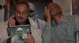 FaceБуки вече е хит в книжарниците