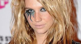 “Tik Tok” на Кеша е най-сваляната песен за 2010 г. (+видео)