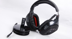 Безжичните геймърски слушалки Logitech G930