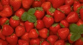 Черна минерална вода и чипс с вкус на ягода - продуктите на бъдещето