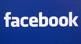 Мъж от Египет кръсти дъщеря си Facebook