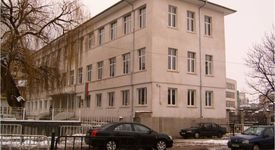 Ученици се натровиха с енергийни бонбони