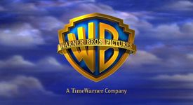 Warner Bros дава филми под наем във Facebook
