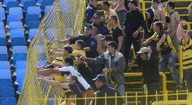 17-годишно момче с рана на главата, получена по време на 