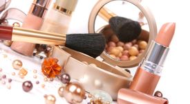 Изберете си козметика според зодията, която сте