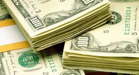 Младеж от САЩ похарчил 75 000 долара за приятелката си