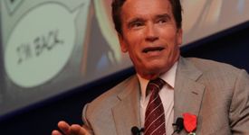 Арнолд Шварценегер има извънбрачно дете 