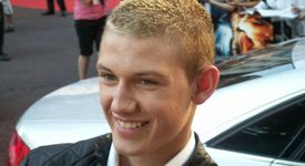 Алекс Петифър не харесва Холивуд