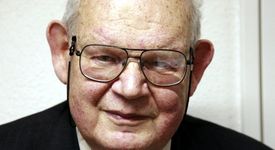 Беноа Манделброт и фракталната геометрия