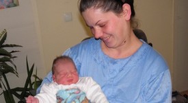 Вижте къде се роди първото бебе за 2012 година