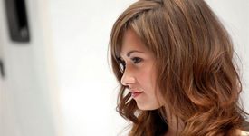 Деми Ловато се бори с недоверчивостта си