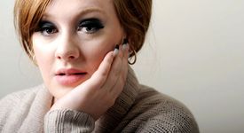 Адел отмени всичките си изяви на живо засега