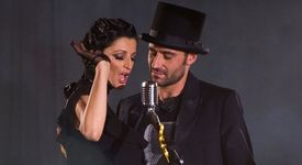 Нина Николина емигрира във Франция 