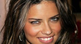 Адриана Лима на парти на Victoria’s Secret