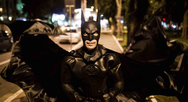 Учени: Батман може да полети над Готъм сити, но ще загине при кацането