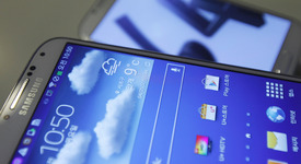 Apple и Samsung отново обират каймака на смартфон индустрията