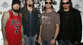 Korn ще изгреят на рок алеята на славата в Холивуд