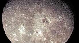 Вторият по големина и маса спътник на Уран - Оберон