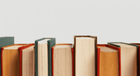 Как Ребека Ярос съчетава драма и романтика в книгите си?