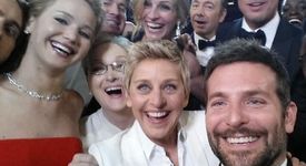 Измислиха дума, предназначена специално за груповото selfie (+ снимки)