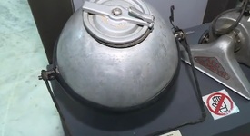Как е изглеждала прахосмукачката на прабаба ви?