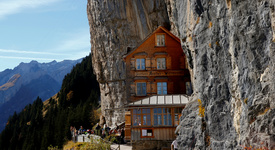 Ресторант в скалите - рай в Алпите