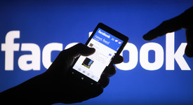 Мобилните неволи на Facebook продължават