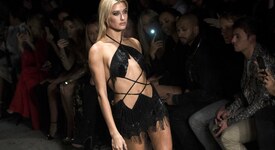 Хейли Бийбър се показа с бебето за Великден