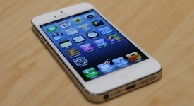 Apple „затрупан“ от предварителни заявки за iPhone 5