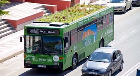 Еко автобус с градина на покрива се използва като градски транспорт (+ снимки)