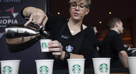 Starbucks ще предлага безжично зареждане в заведенията си 
