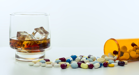 До какво води смесването на лекарства и алкохол